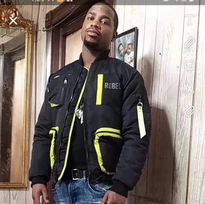 Meet your Posher, Earl otw